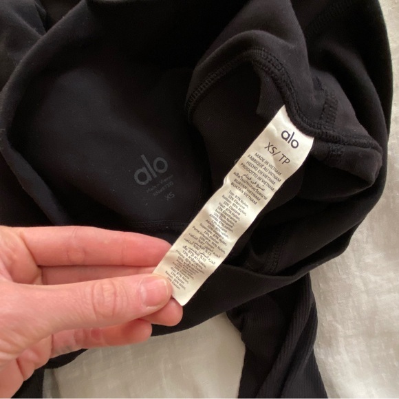 Alo Yoga NWOT Airbrush High-Waist Highlight Goddess Legging Black Size XSmall - Picture 10 of 10